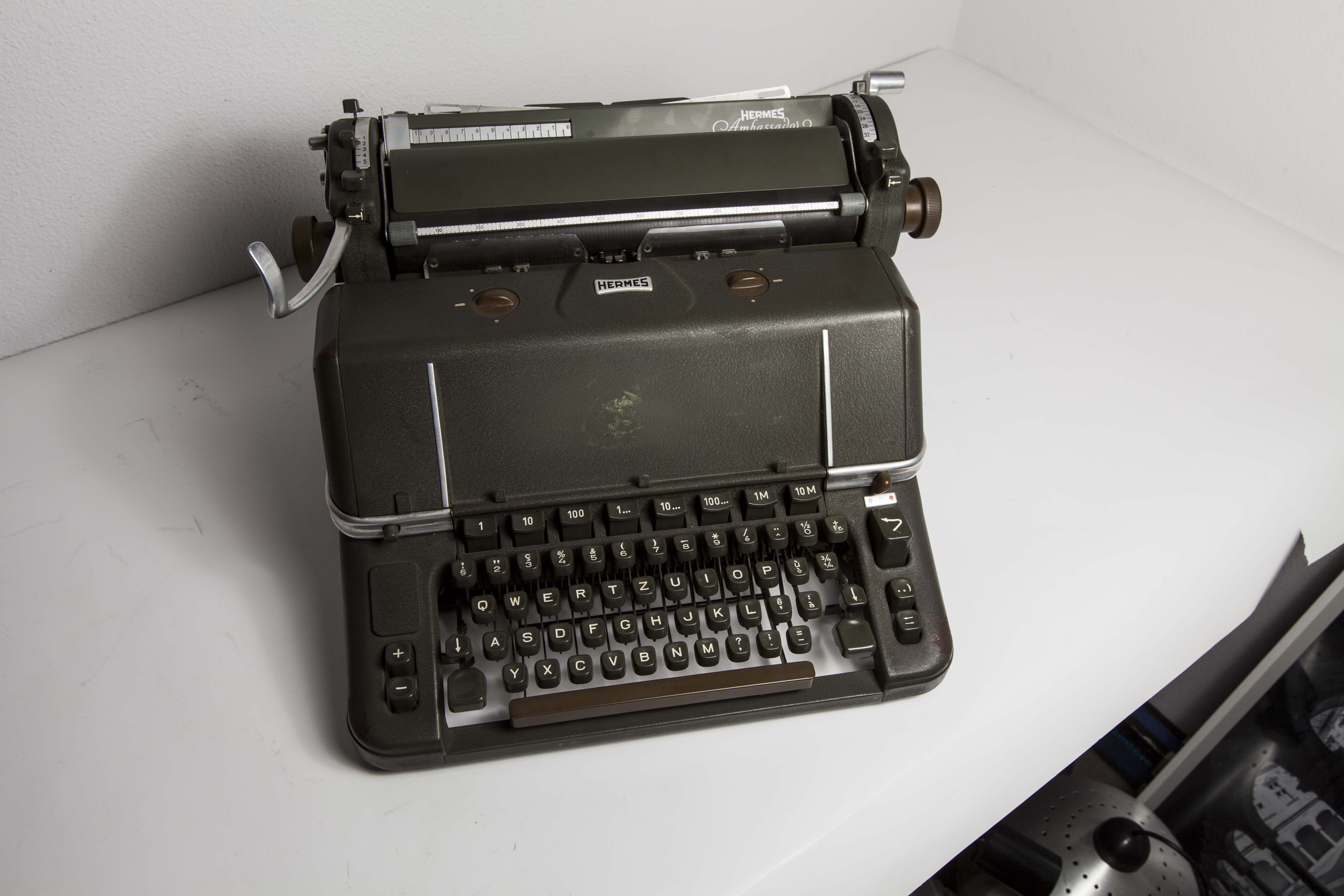 Hermes ambassador typewriter, 1952