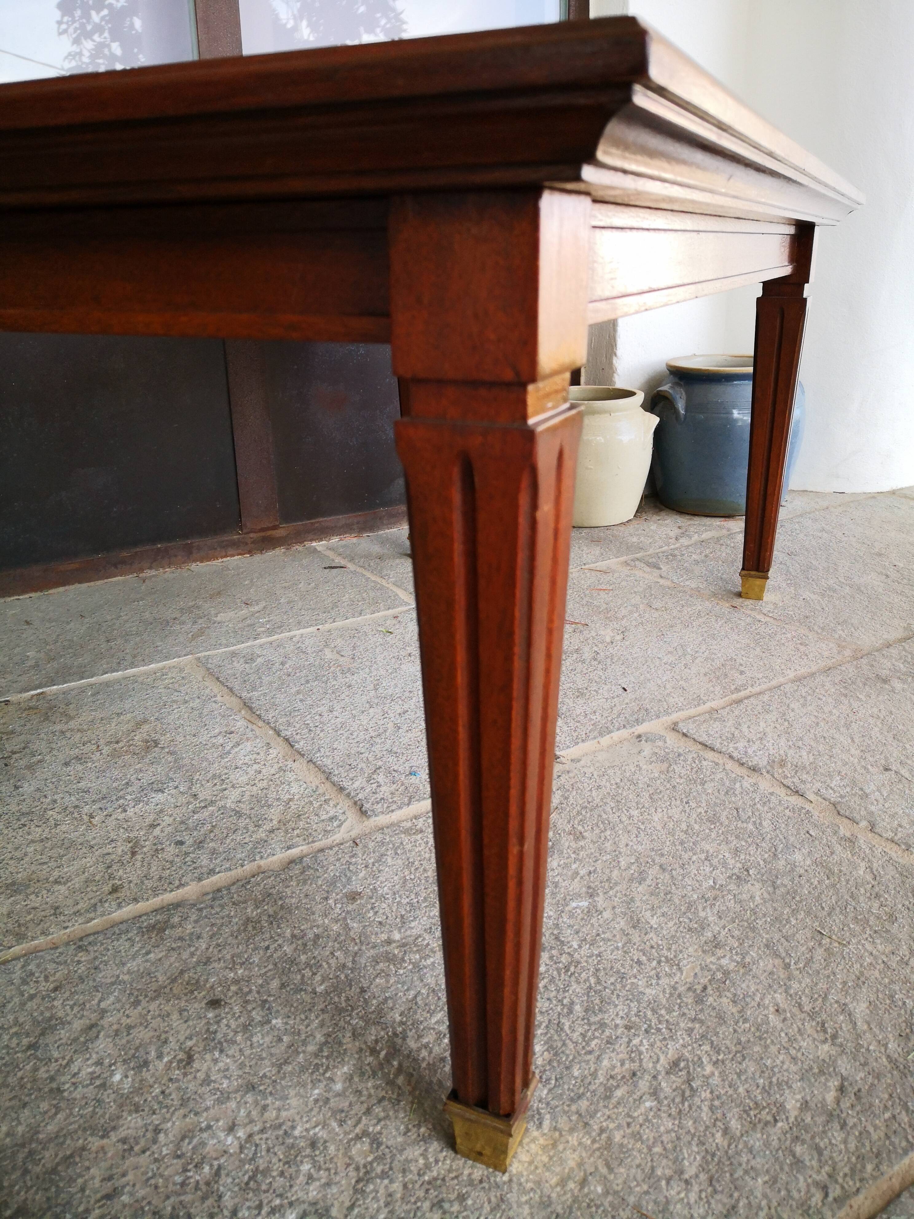 Mahogany coffee table 50