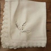 Nappe rectangulaire et 11 serviettes motif dentelle