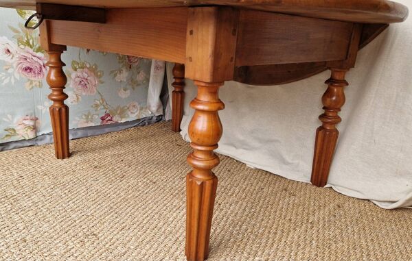 Table basse en merisier