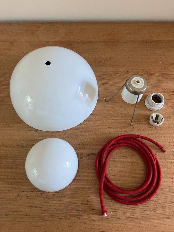 Lampe vintage Louis Poulsen Flowerpot - Verner Panton - VP1 - Enamel