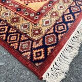 Handmade Pakistani rug