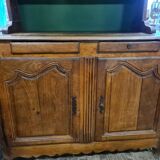 Oak croasing buffet