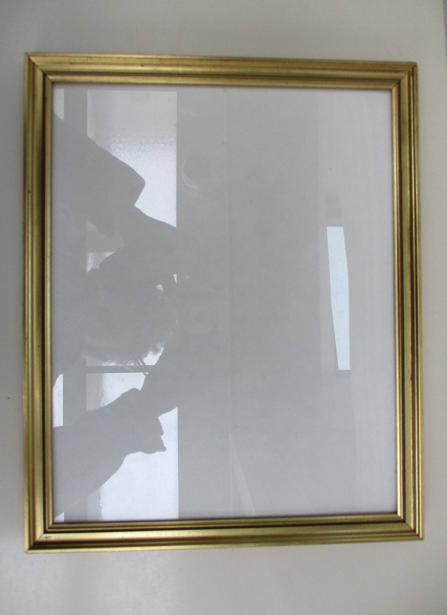 Vintage gilded wood frame for 241 x 302 mm subject