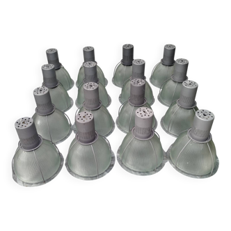 Lot of 16 industrial workshop lamp suspensions vintage factory loft decor.