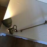 Industrial lamp fat adjustable in height