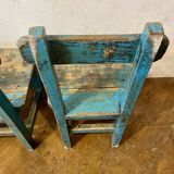 Ancienne paire de chaises d'école petit enfants