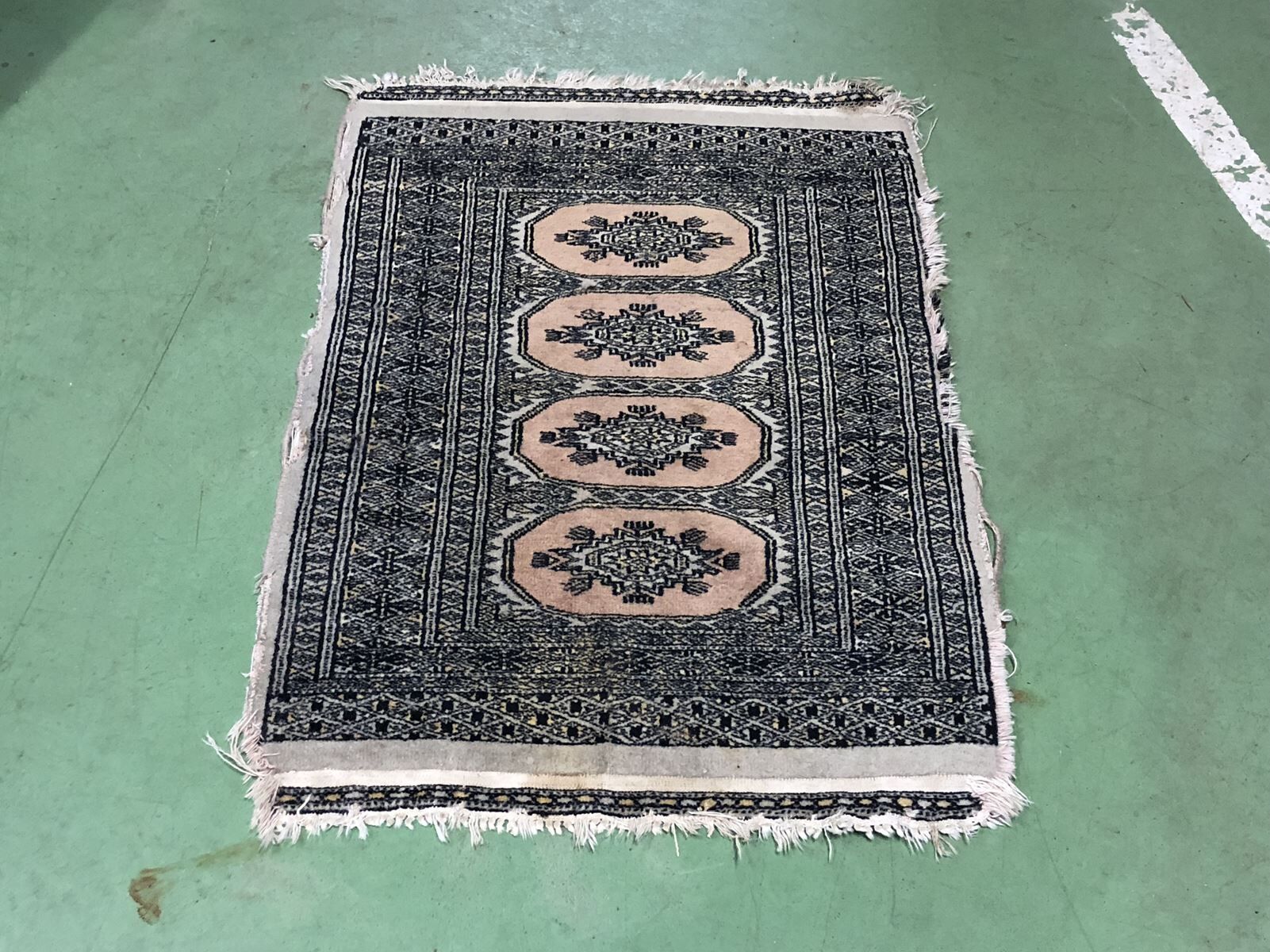 Carpet in wool and silk - hand made 65x90cm