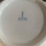 Petite soupière en porcelaine ancienne