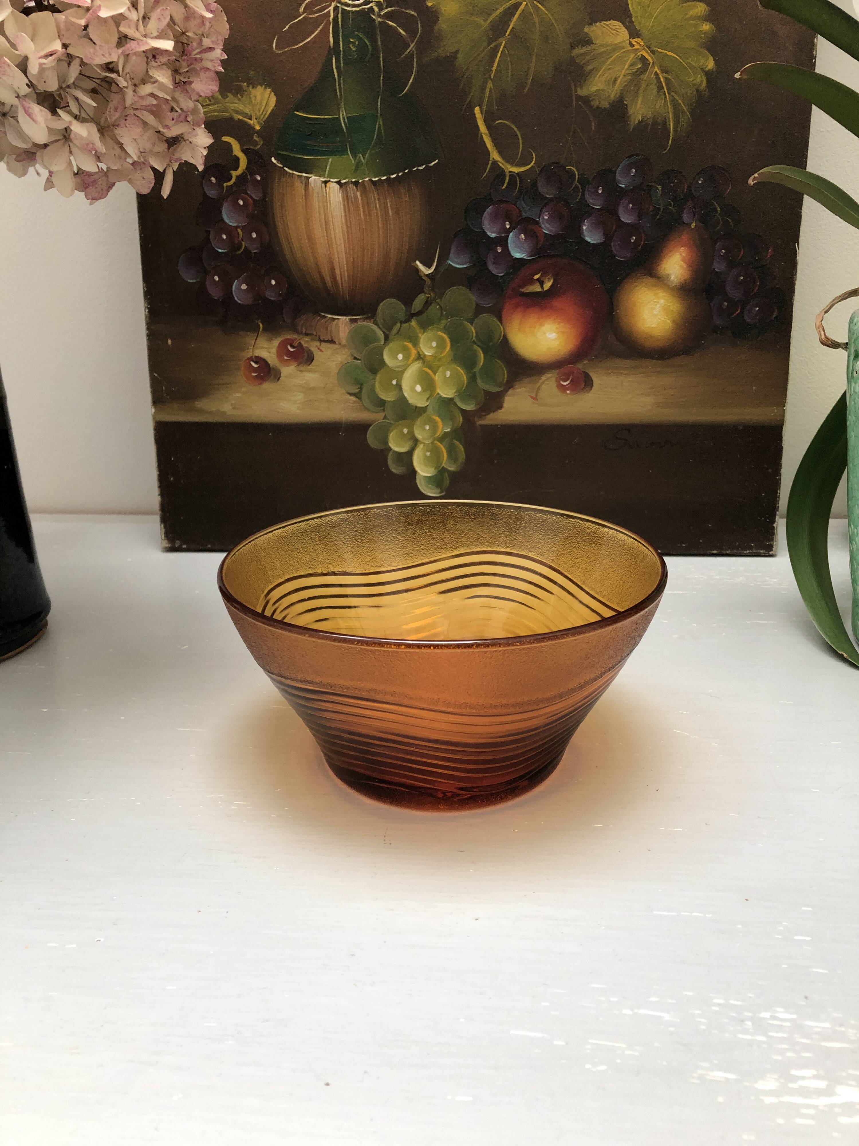 Small vintage 70s salad bowl