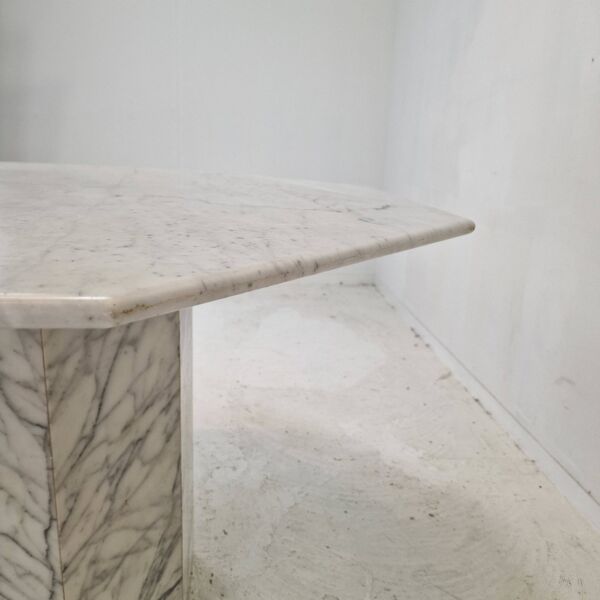 Table de jardin ou de salle à manger octogonale en marbre de carrare, italie, 1960s