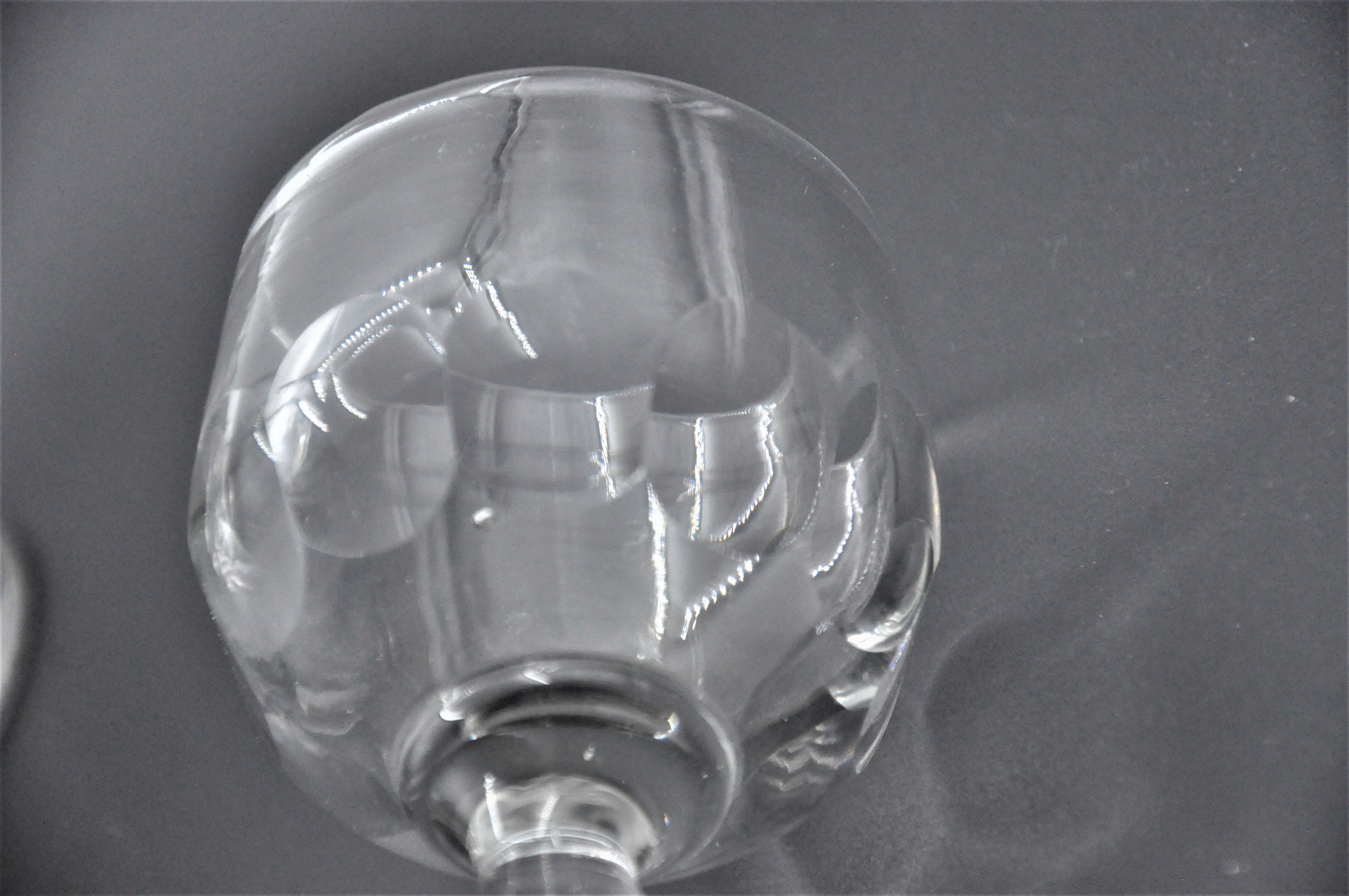Old service of 6 wine glasses - crystal or cut glass - tableware