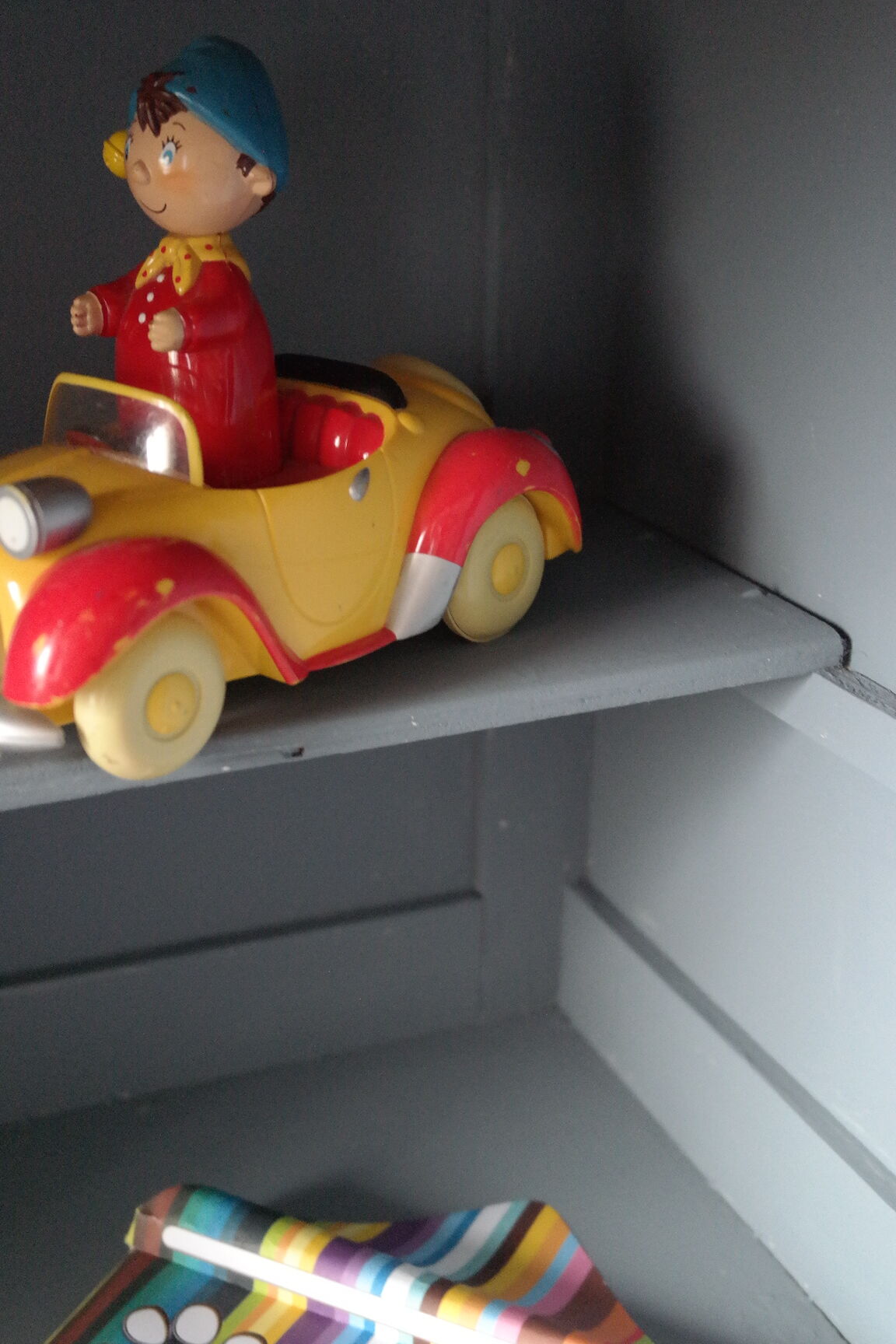 Bureau enfant dos d'âne vintage relooké