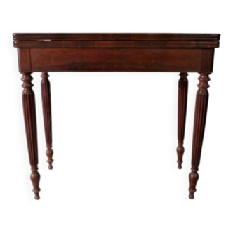 Table à jeux en placage d'acajou à plateau portefeuille