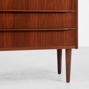 Midcentury Danish chest of 5 drawers in teak 1960s - long drawer handles