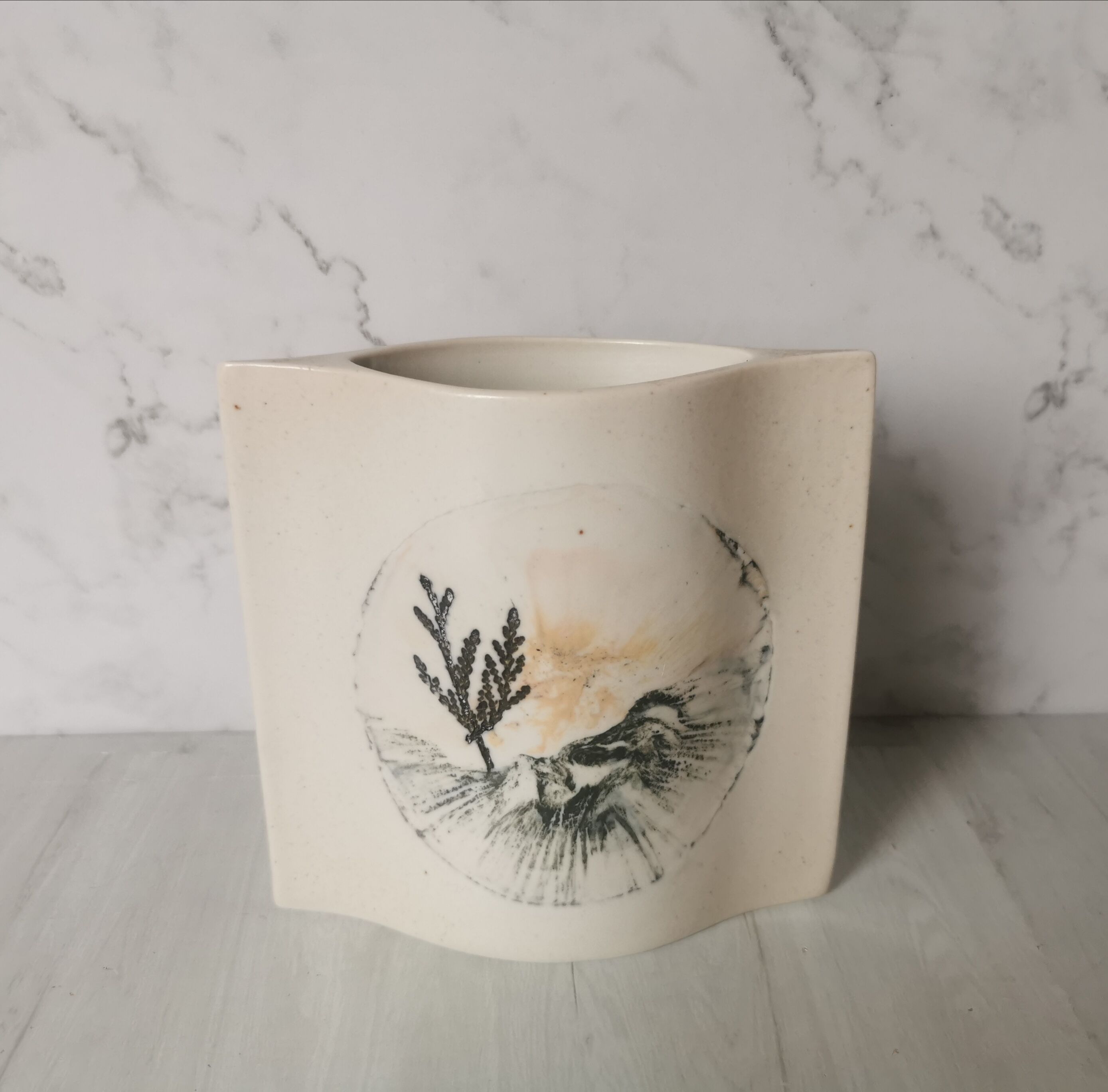 Porcelain design vase from Virebent