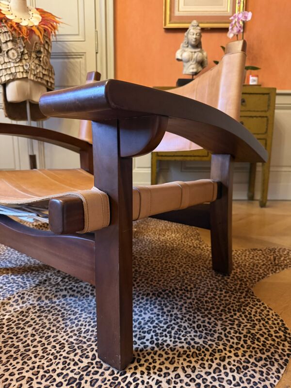 Fauteuil en bois et cuir