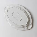 Assiette ovale en céramique blanche avec relief 3D de fruits de mer, design italien Siro, vintage des années 1980, 48 x 32 cm.