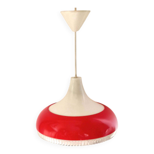 Suspension rouge Space