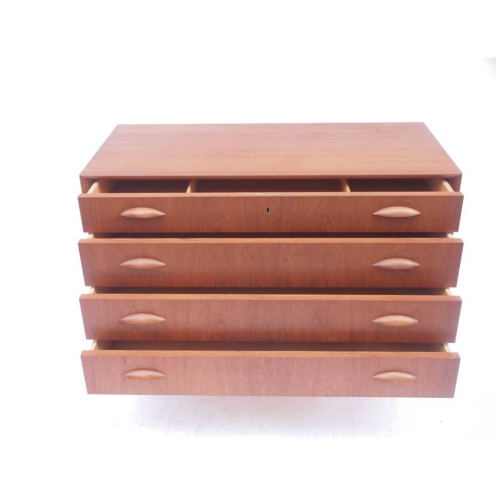 Vintage Danish Scandinavian chest of drawers