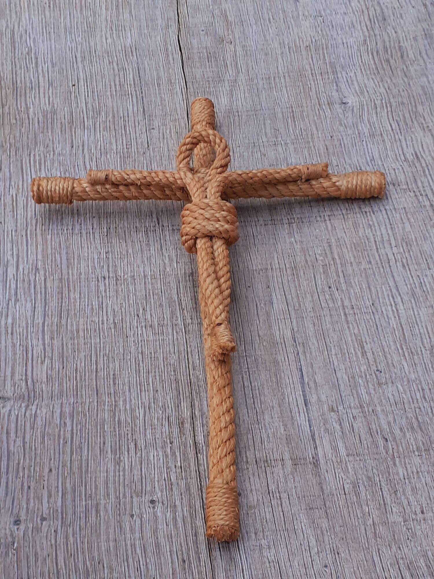 Christ in braided rope, year 50/60 attributed to Audoux-Minet.