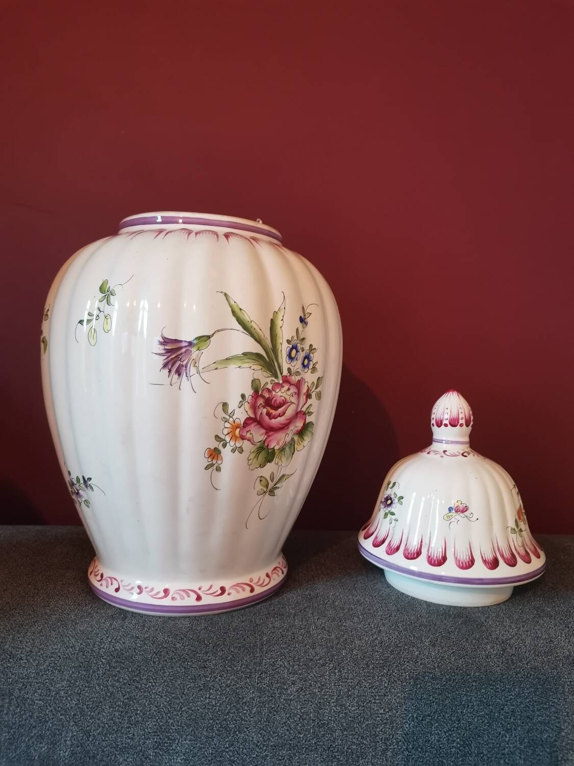 Clamecy flower apothecary pot