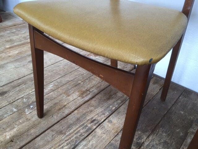 Pair of Scandinavian chairs wood