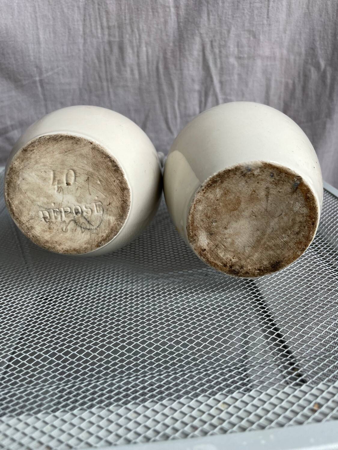 2 st Uzes tarre steel ewers