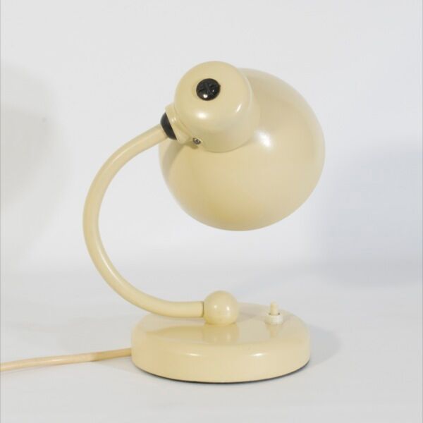 Kandem bedside lamp circa 1940, model n°1227 st, Design Marianne Brandt and Hin Bredendieck.