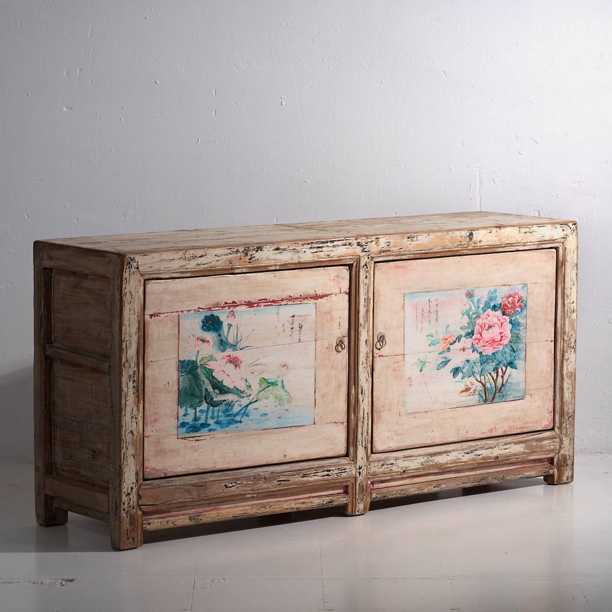 Antique white sideboard with floral motifs (circa 1870)