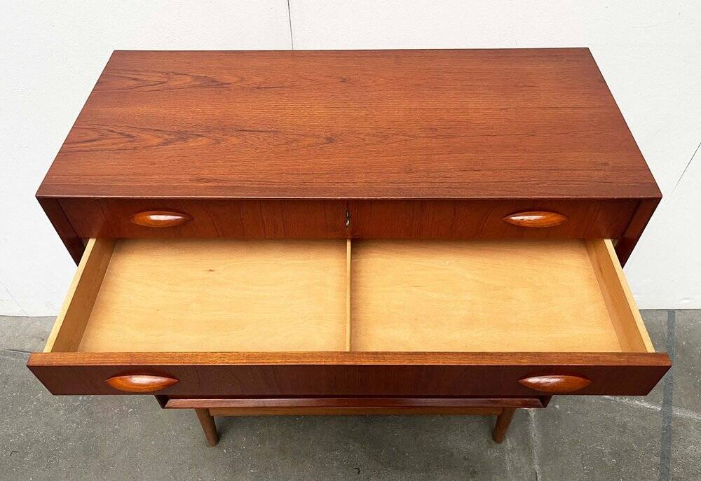 Danish commode model 314 in teak by Johannes Sorth for Nexø Møbelfabrik, 1960s.