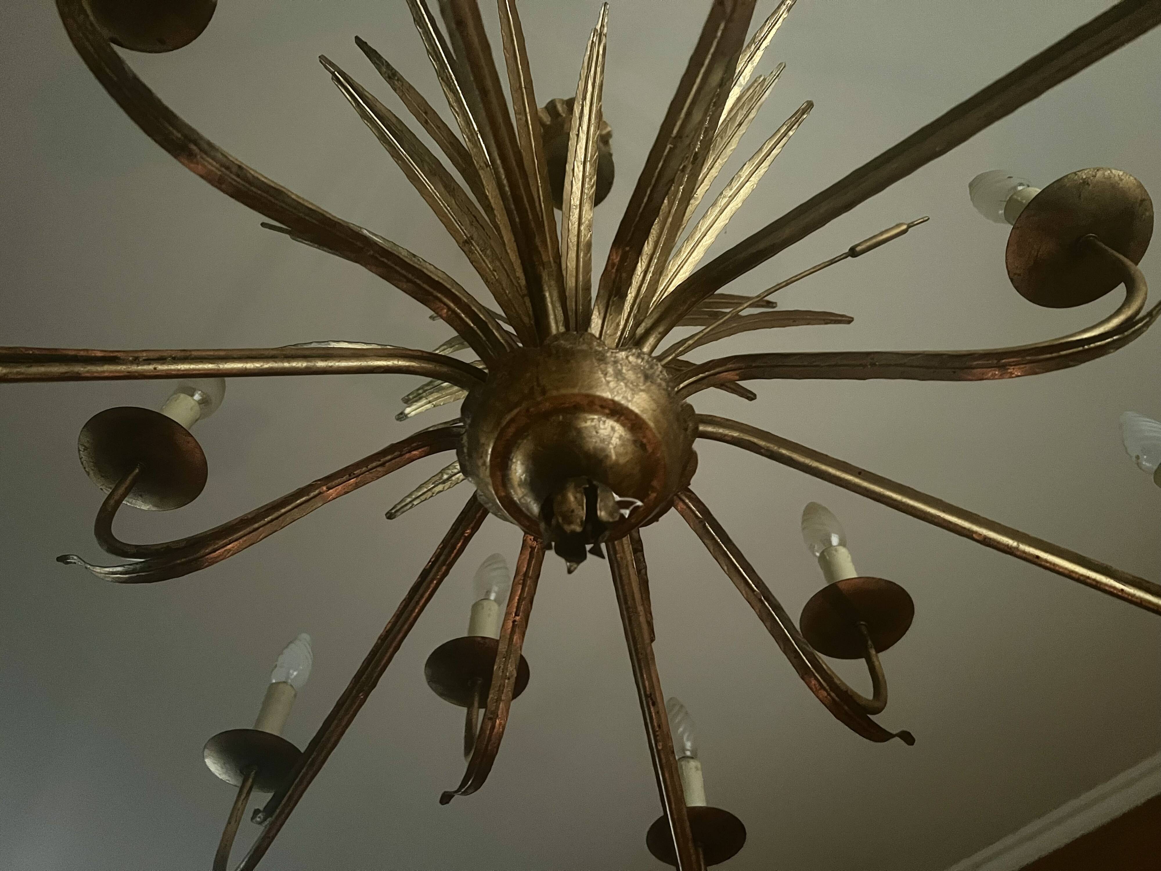 Magnificent vintage chandelier in gold-tone metal, 12 bulbs