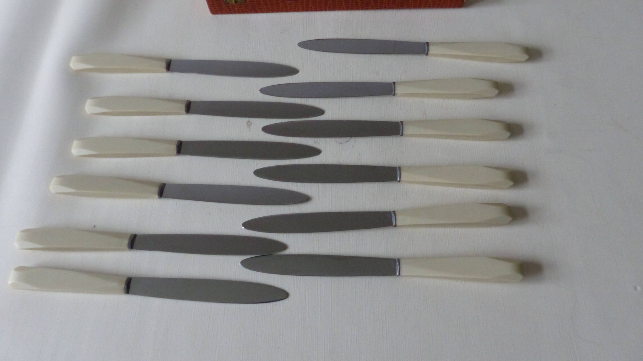 Box of knives