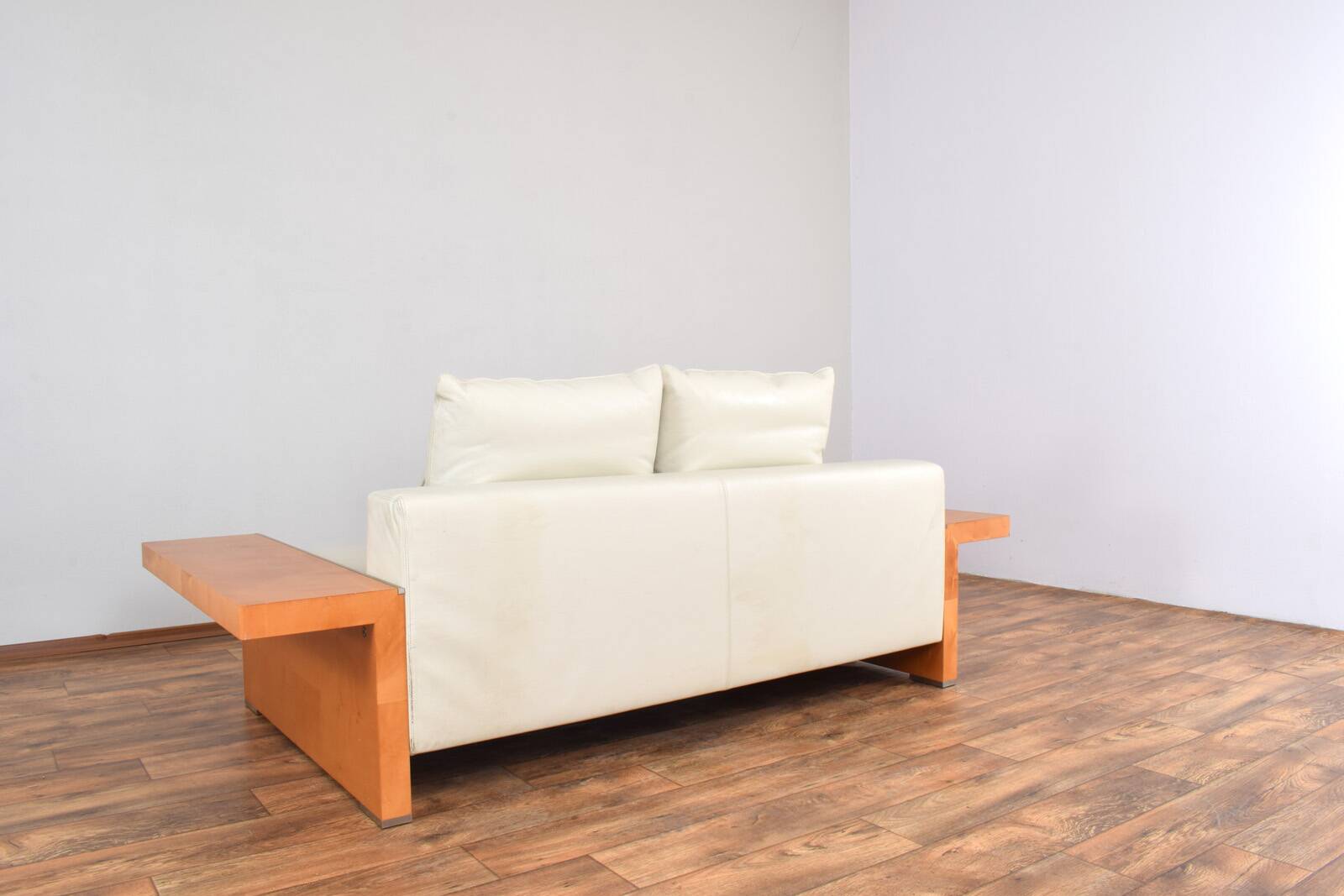 Italian Leather Sofa from Giorgetti, 1980s.