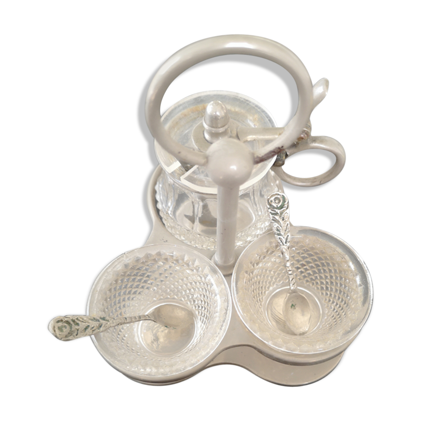 Salt, poivier, mustard with spoons