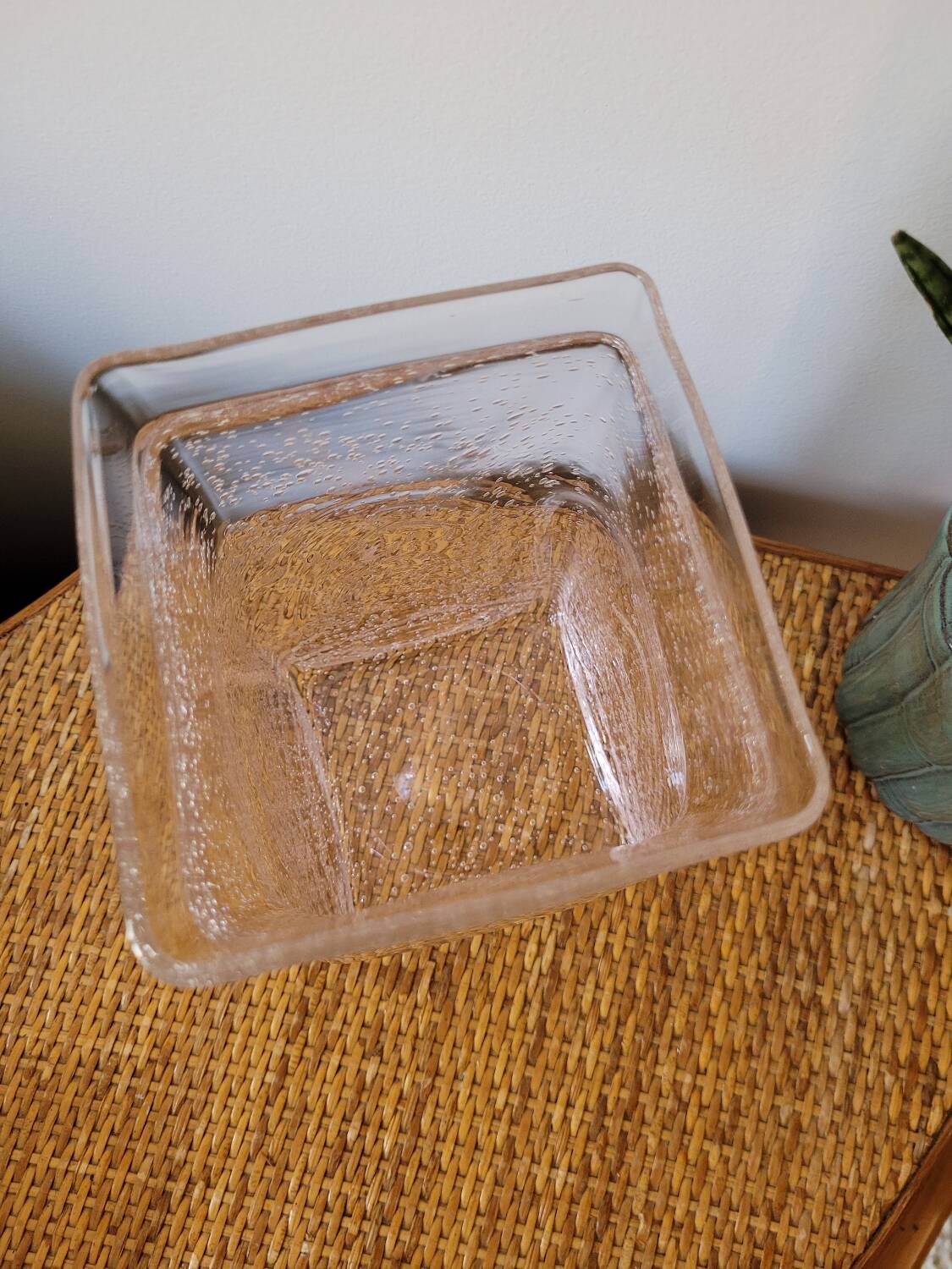 Square bubble glass vase