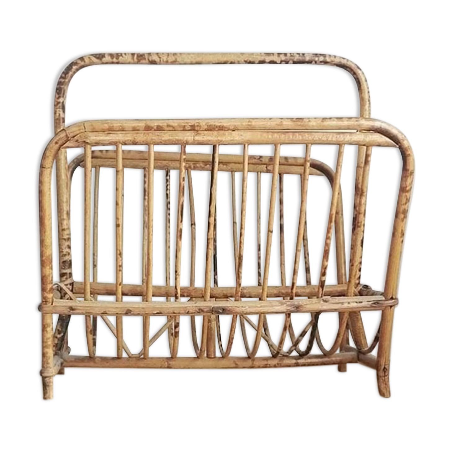 Rattan magazine holder