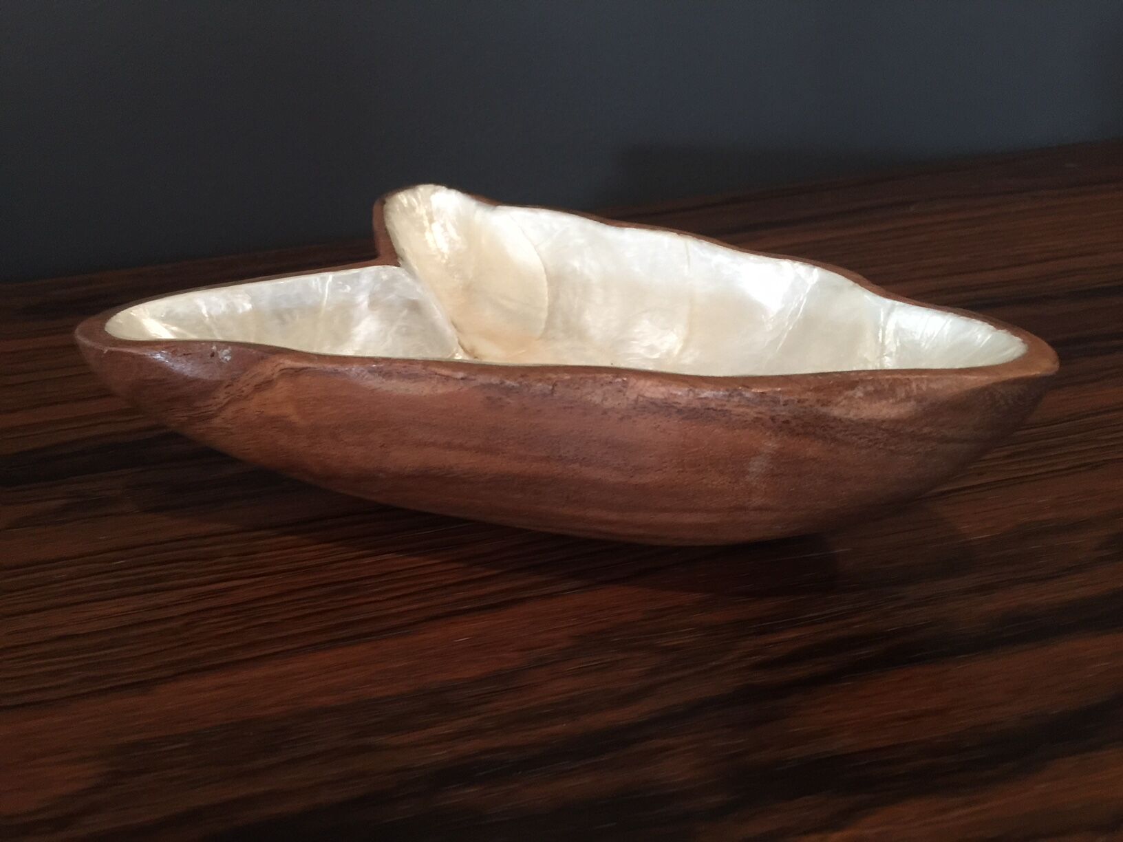 Vide poche en bois et nacre