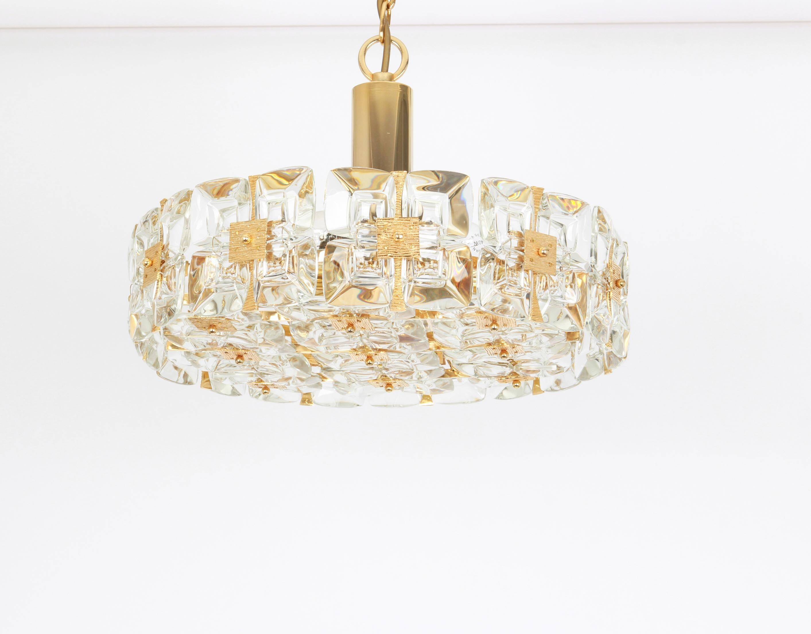 Golden brass and crystal chandelier, Sciolari design by Palwa, Germany, 1970s.