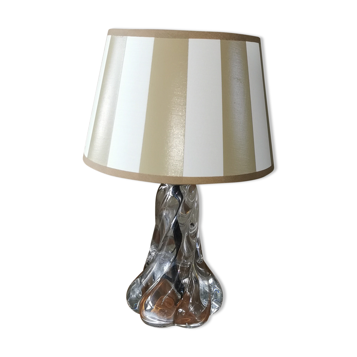 Moulded crystal lamp