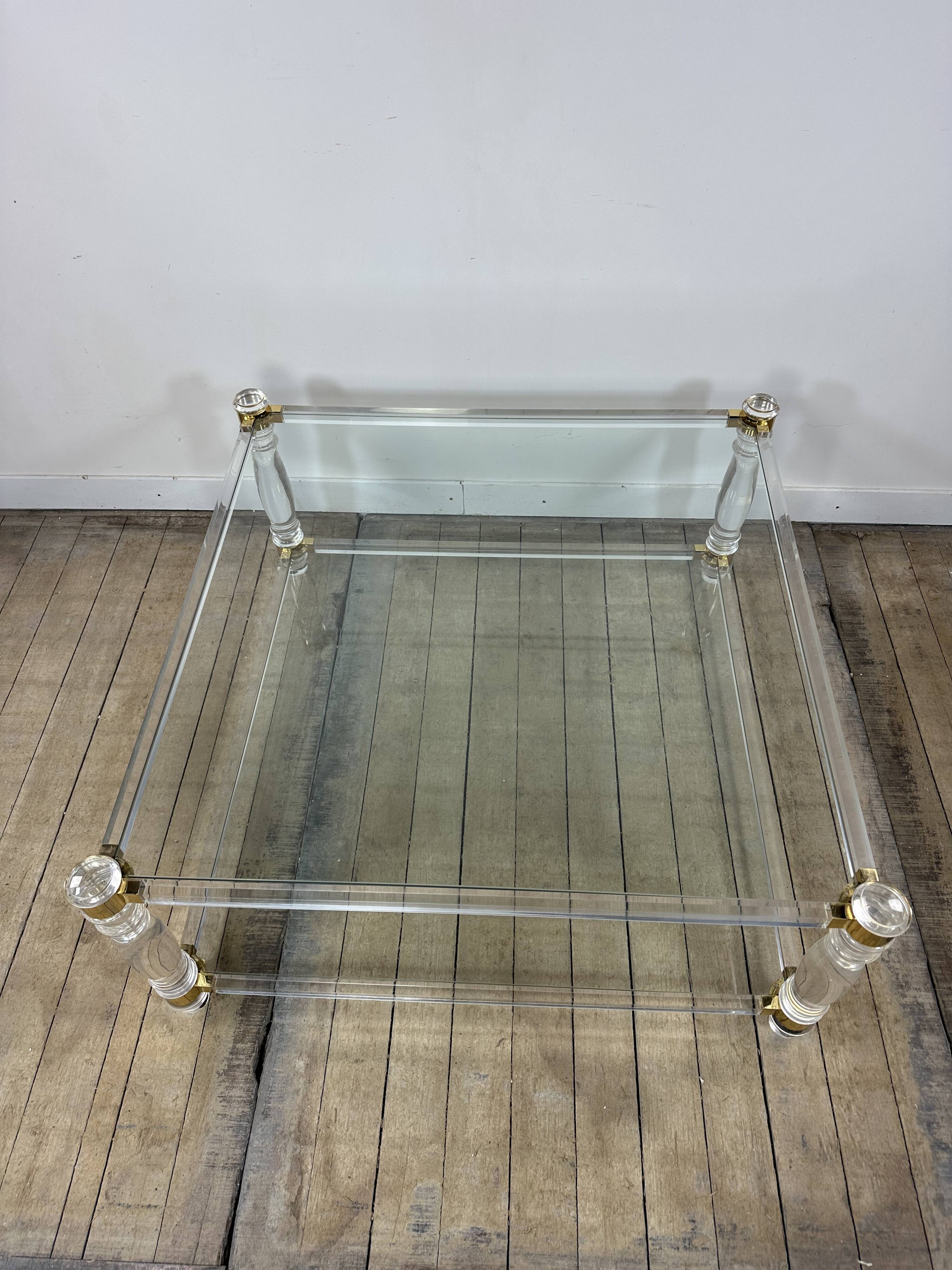 Table basse Hollywood Regency en altuglass et verre 1970'S