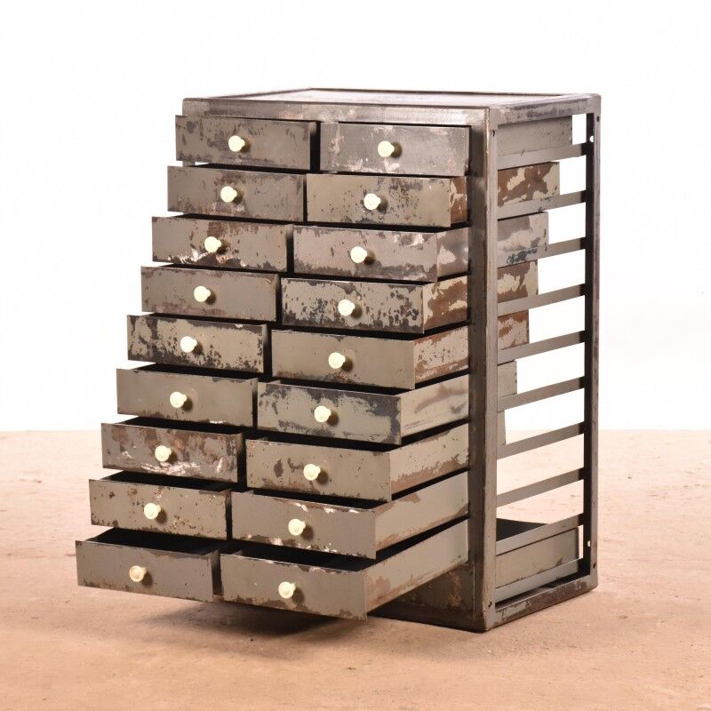 Commode industrielle grise