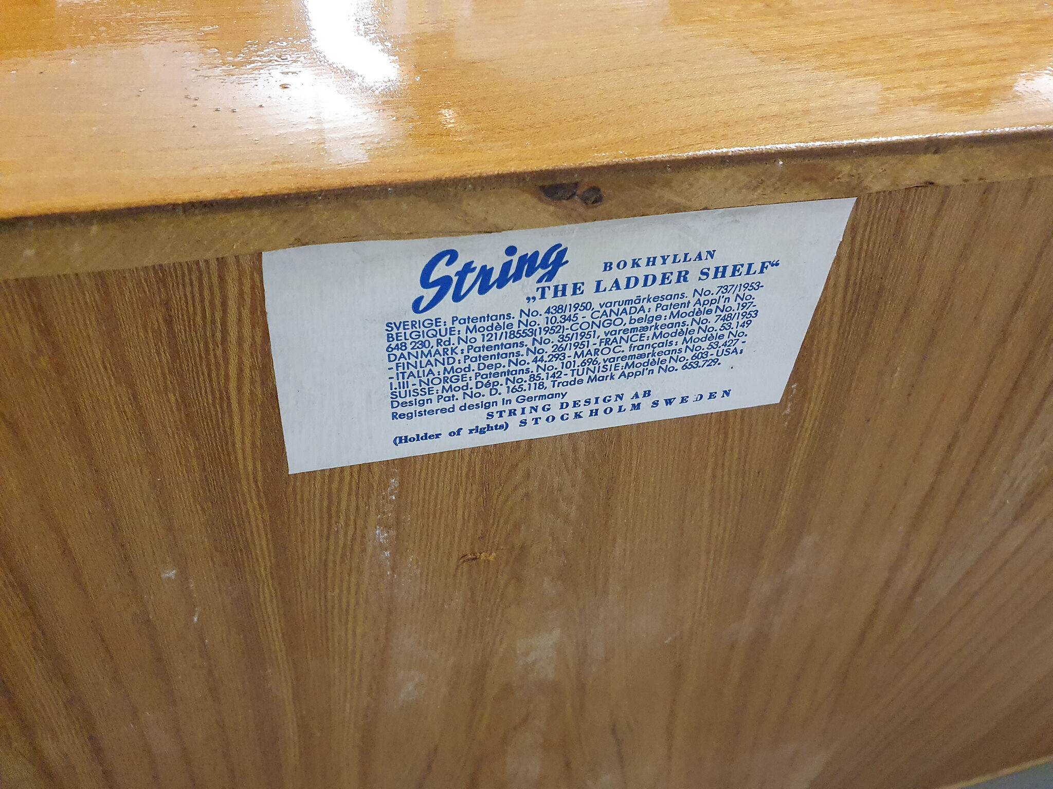 Pinewood wall unit by Nils “Nisse” Strinning for String, Sweden 1950's