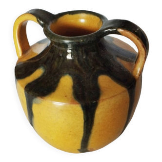 Glazed stoneware pottery