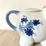 Porcelain elephant teapot