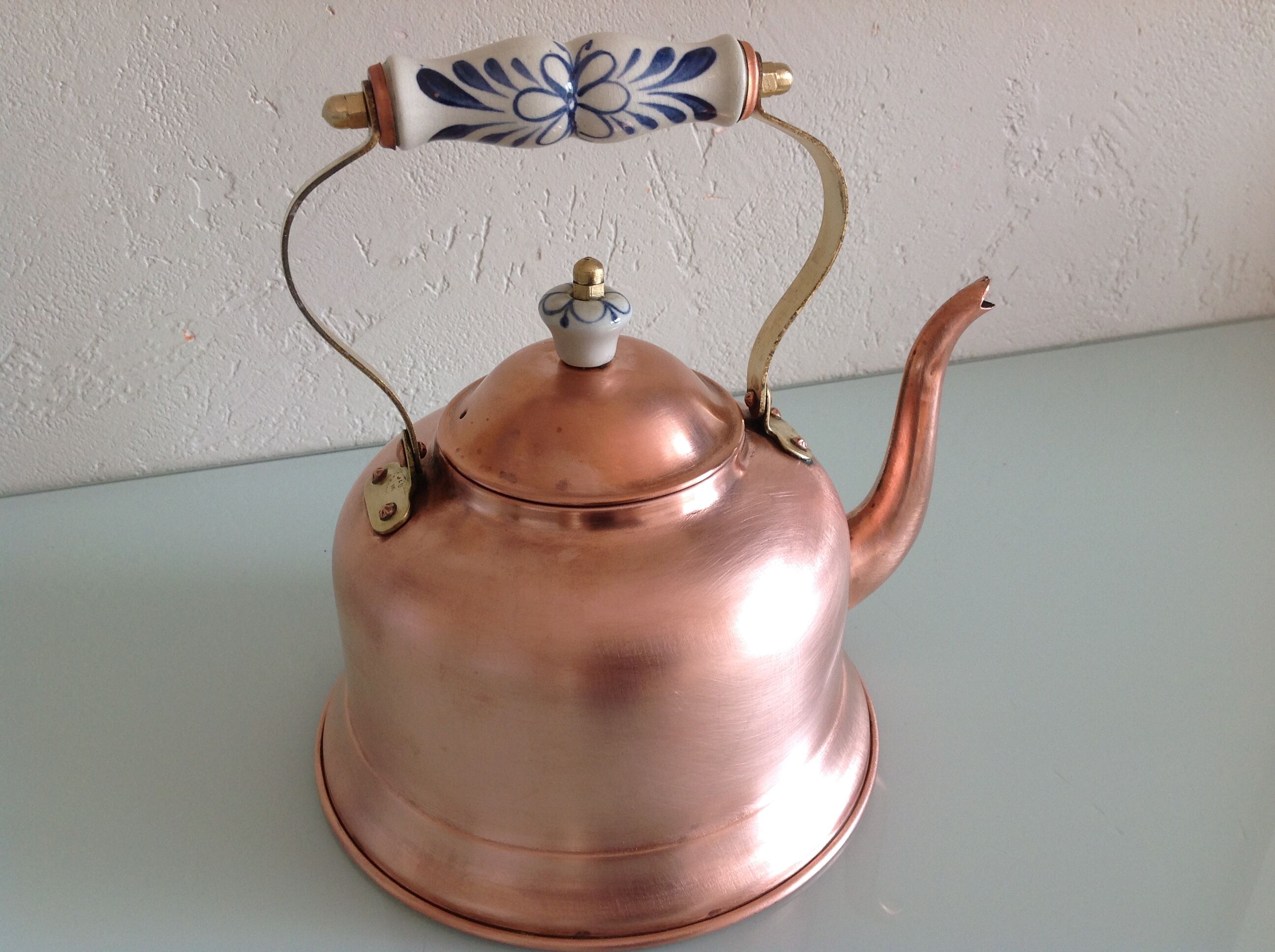 Old brushed red copper kettle / vintage 50-60s