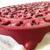 Oval cast iron trivet