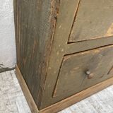 Green patina workshop furniture