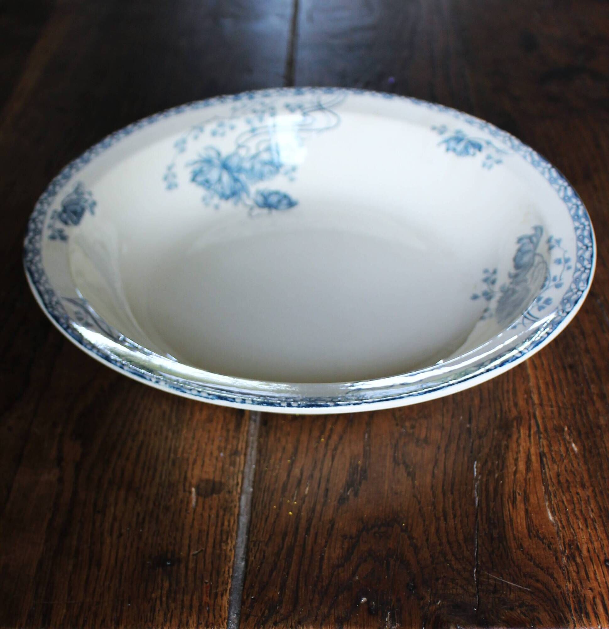 Plat rond creux Terre de fer Bleu Royat Sarreguemines