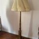 Lampadaire en bois doré Style Louis XVI